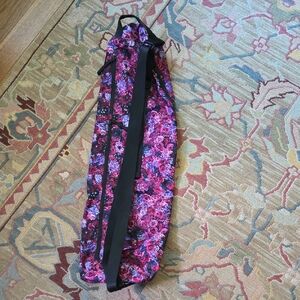 NWOT Lululemon Floral Yoga Mat Bag with Black Straps